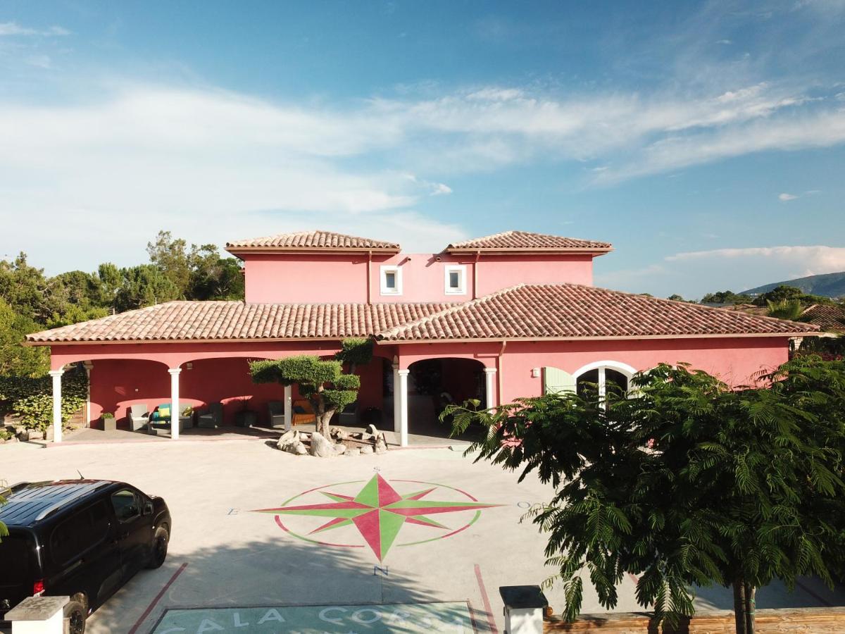 Cala Corsa - 3 Et 4 - Cala Rossa Porto-vecchio - Entierement Climatisees Avec Piscine Chauffee Partagee Et Piscines Privees - Internet Gratuit Villa *