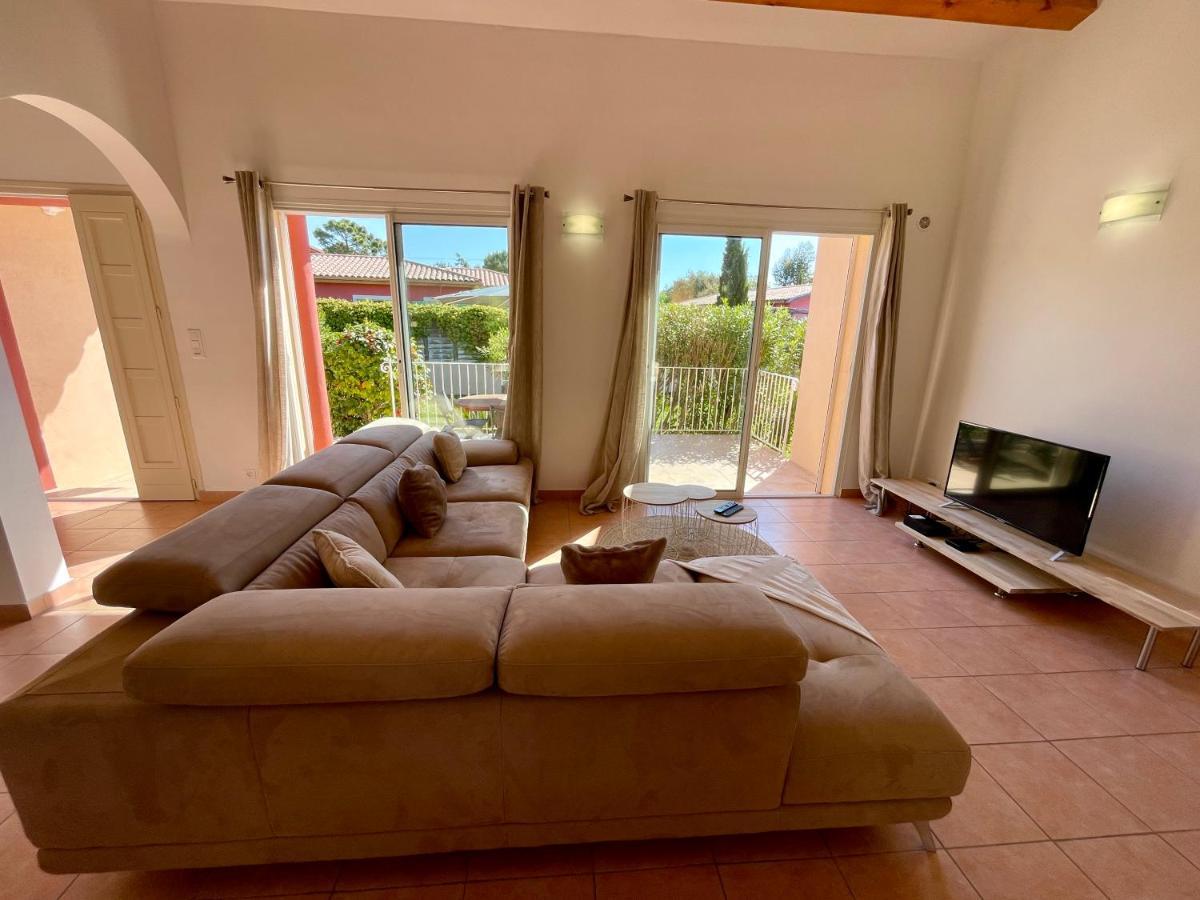 Cala Corsa - 3 Et 4 - Cala Rossa Porto-vecchio - Entierement Climatisees Avec Piscine Chauffee Partagee Et Piscines Privees - Internet Gratuit Villa