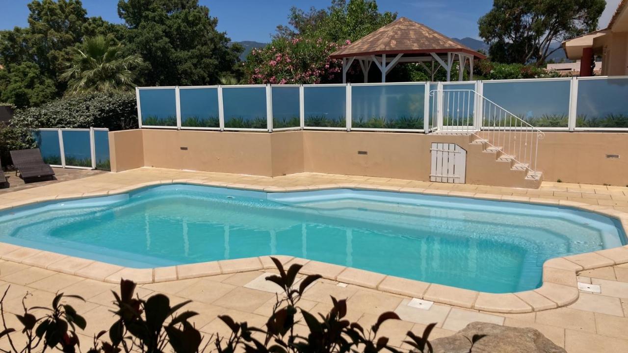 Villa Cala Corsa - 3 Et 4 - Cala Rossa Porto-vecchio - Entierement Climatisees Avec Piscine Chauffee Partagee Et Piscines Privees - Internet Gratuit