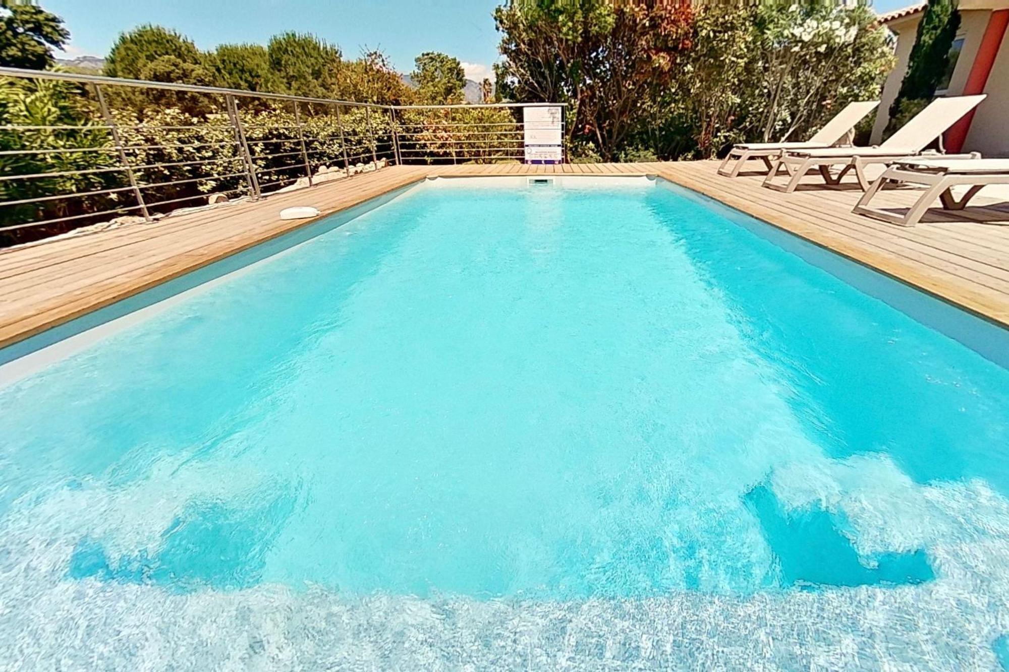 Cala Corsa - 3 Et 4 - Cala Rossa Porto-vecchio - Entierement Climatisees Avec Piscine Chauffee Partagee Et Piscines Privees - Internet Gratuit Villa *